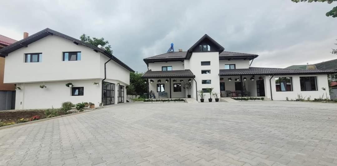 Casa Domneasca Hotel Giurgiu Exterior foto